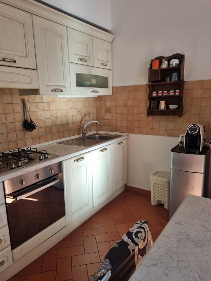 리보르노 Casa Mille Baci Con Parcheggio 아파트 외부 사진