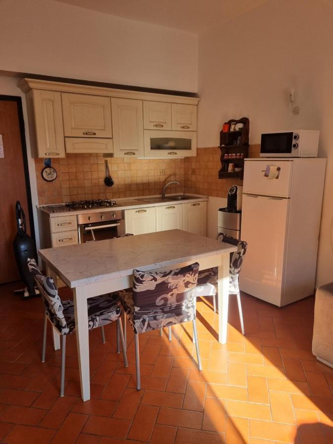 리보르노 Casa Mille Baci Con Parcheggio 아파트 외부 사진