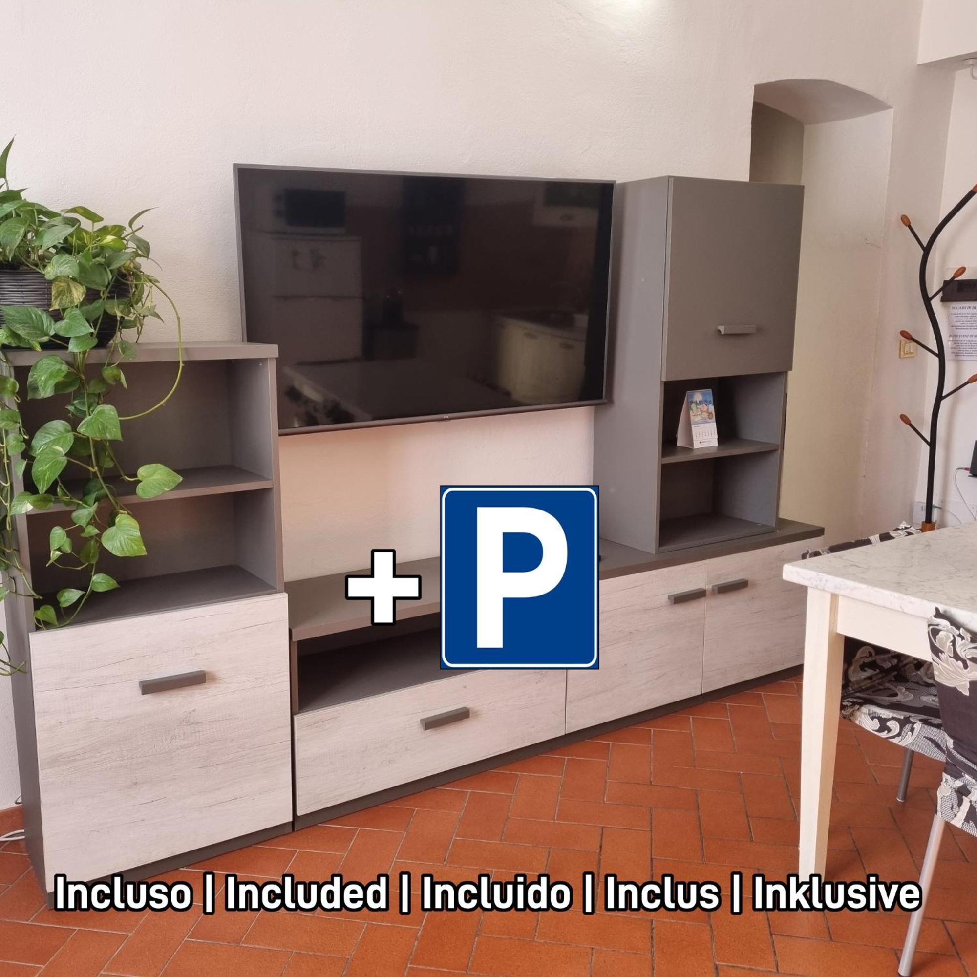 리보르노 Casa Mille Baci Con Parcheggio 아파트 외부 사진